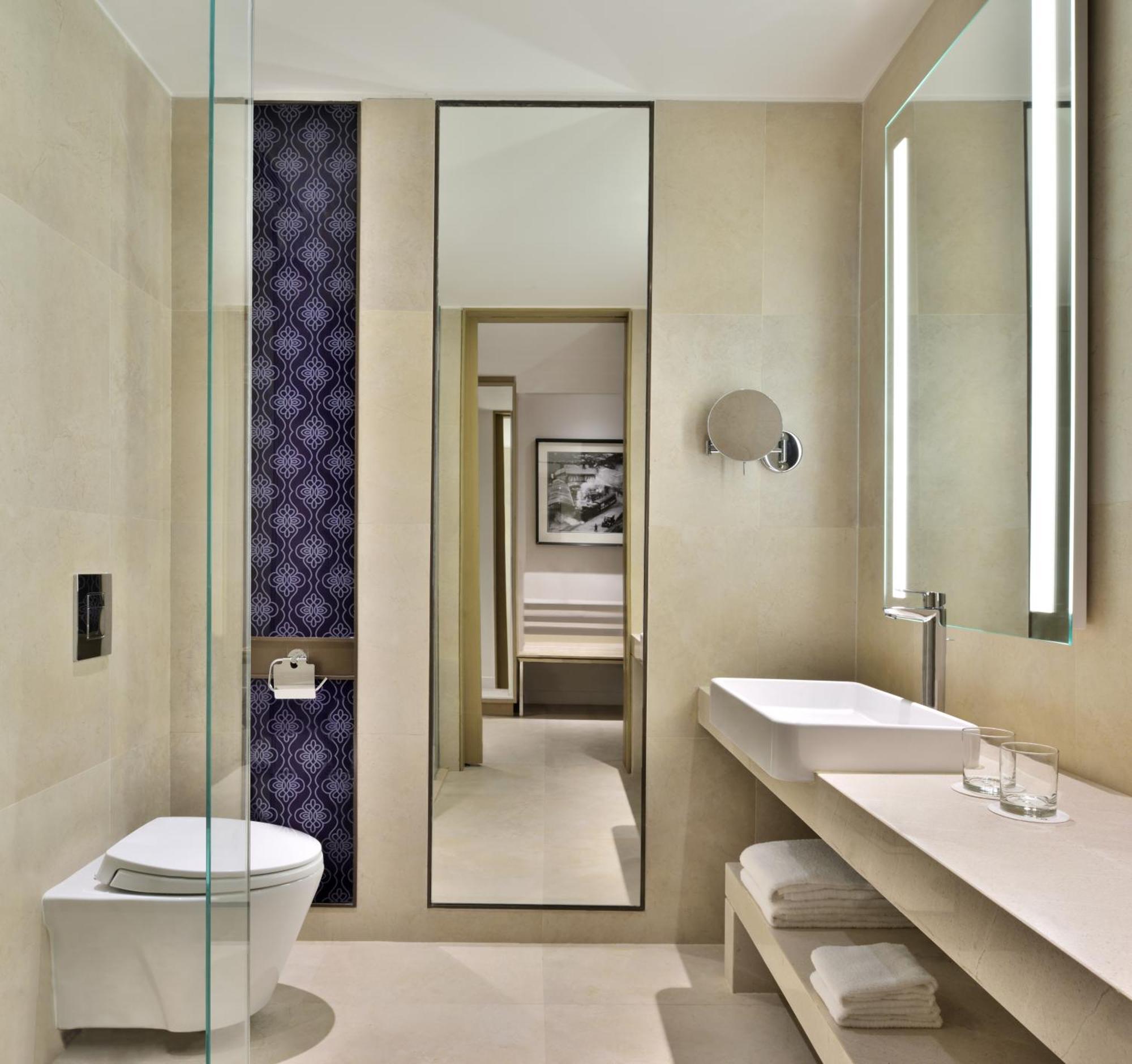 Hotel Courtyard By Marriott Siliguri Extérieur photo