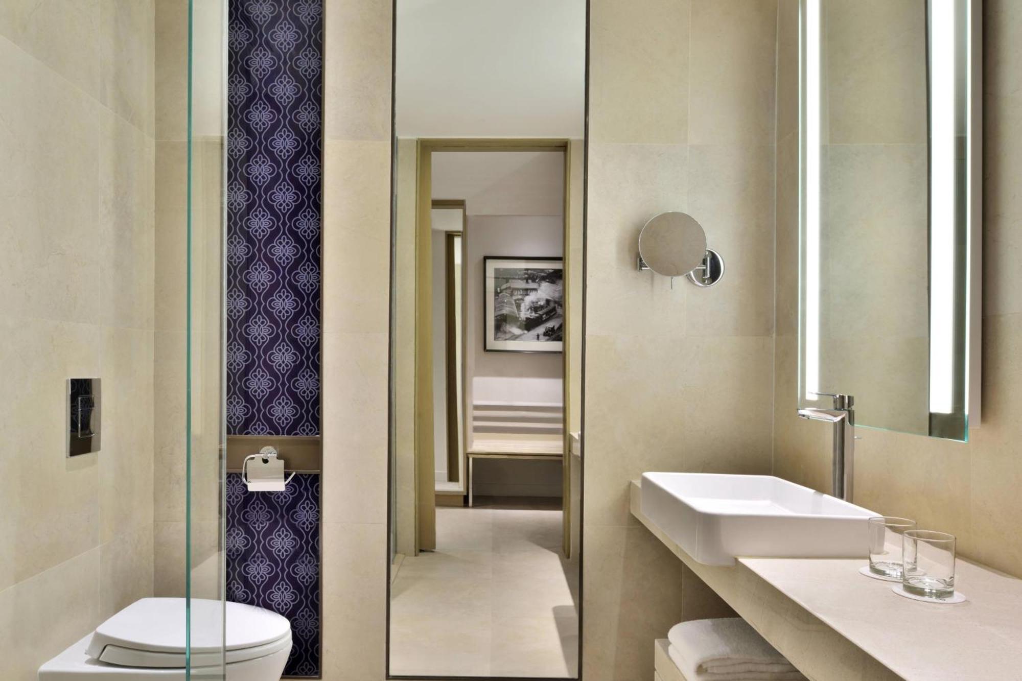 Hotel Courtyard By Marriott Siliguri Extérieur photo